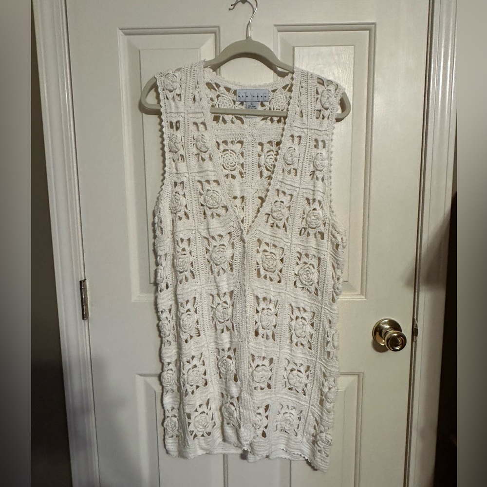 STYLE NEW YORK crochet sweater vest size Lg